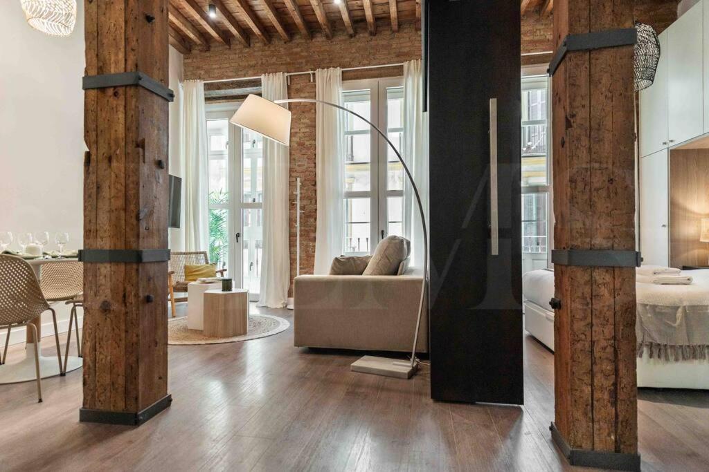 Eclectic & Elegant Apartment By Rems Malaga Exterior photo